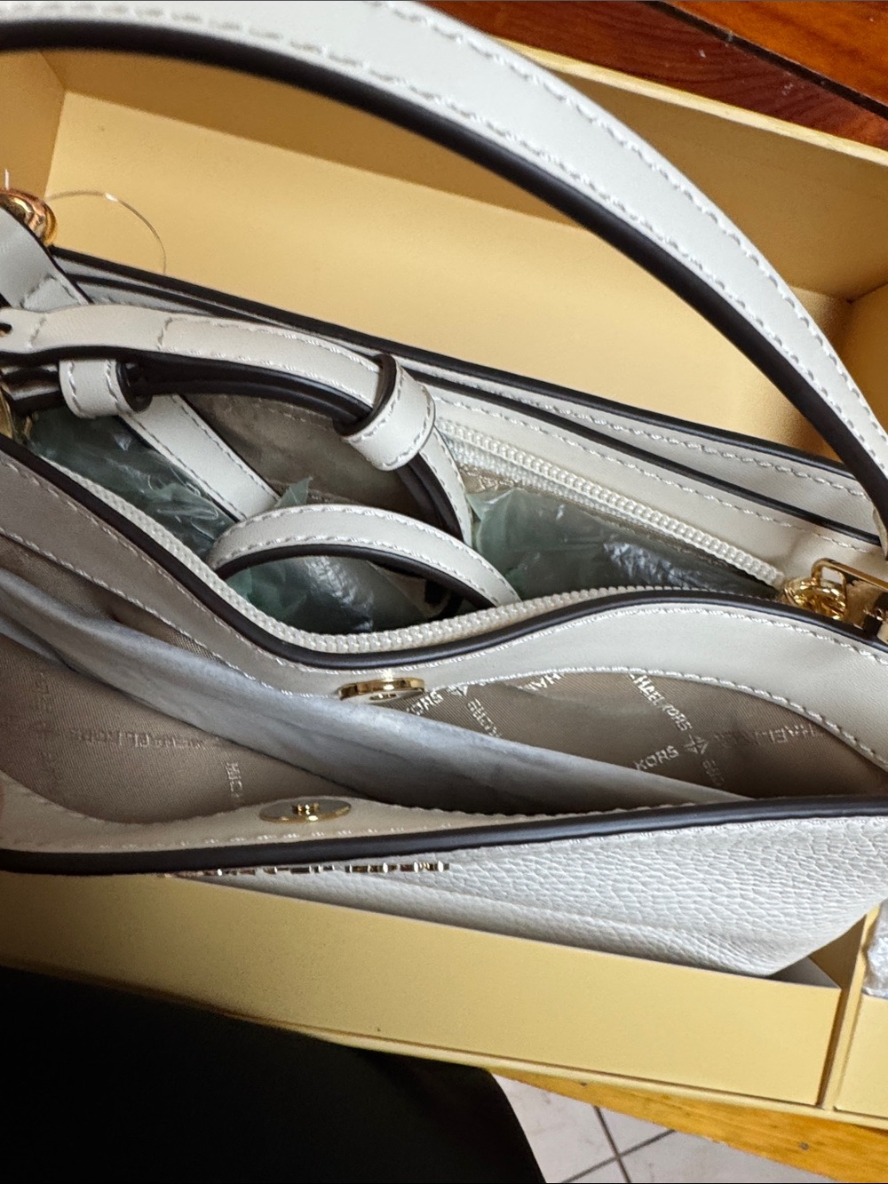 Michael Kors Trisha White Pebbled Leather Crossbody with Logo Coin Pouch - Picture 3 of 10